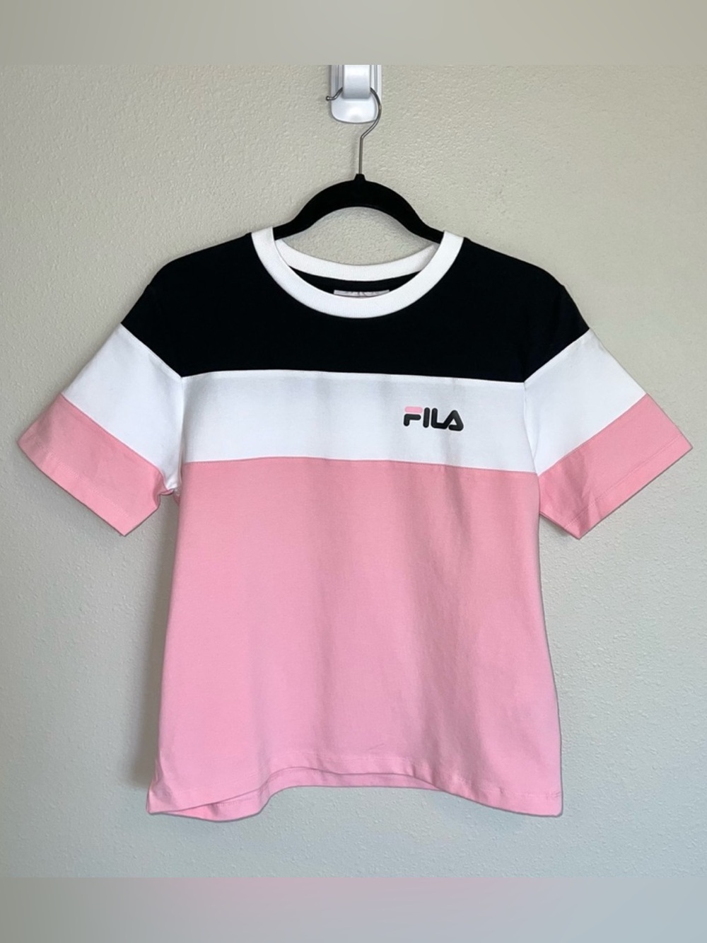 Fila Colorblock Short Sleeve T-Shirt Crew Neck Cotton Women’s Size Small NWOT